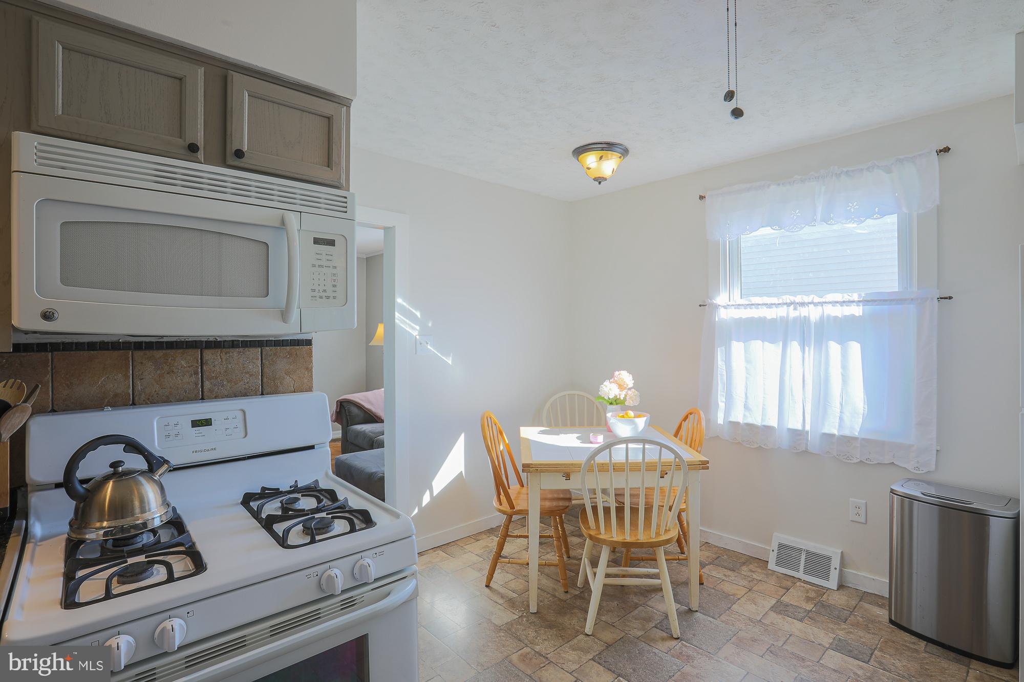 1904 Madison Road Baltimore, MD 21222 - Photo 11 of 22
