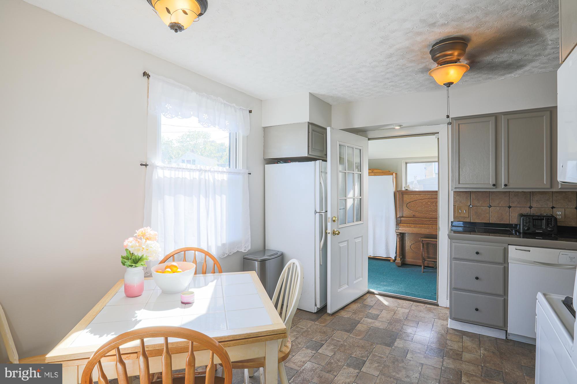 1904 Madison Road Baltimore, MD 21222 - Photo 12 of 22