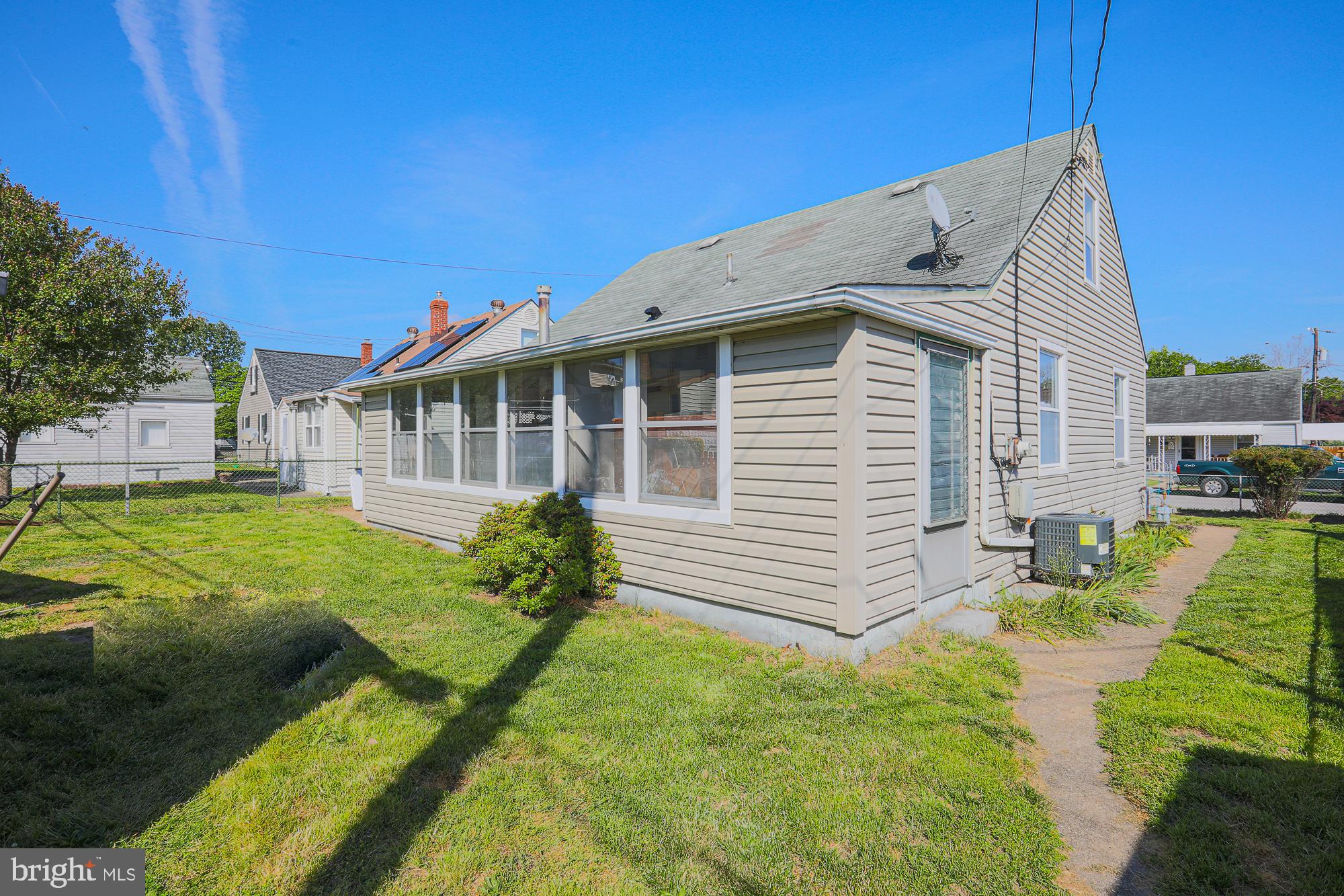 1904 Madison Road Baltimore, MD 21222 - Photo 4 of 22