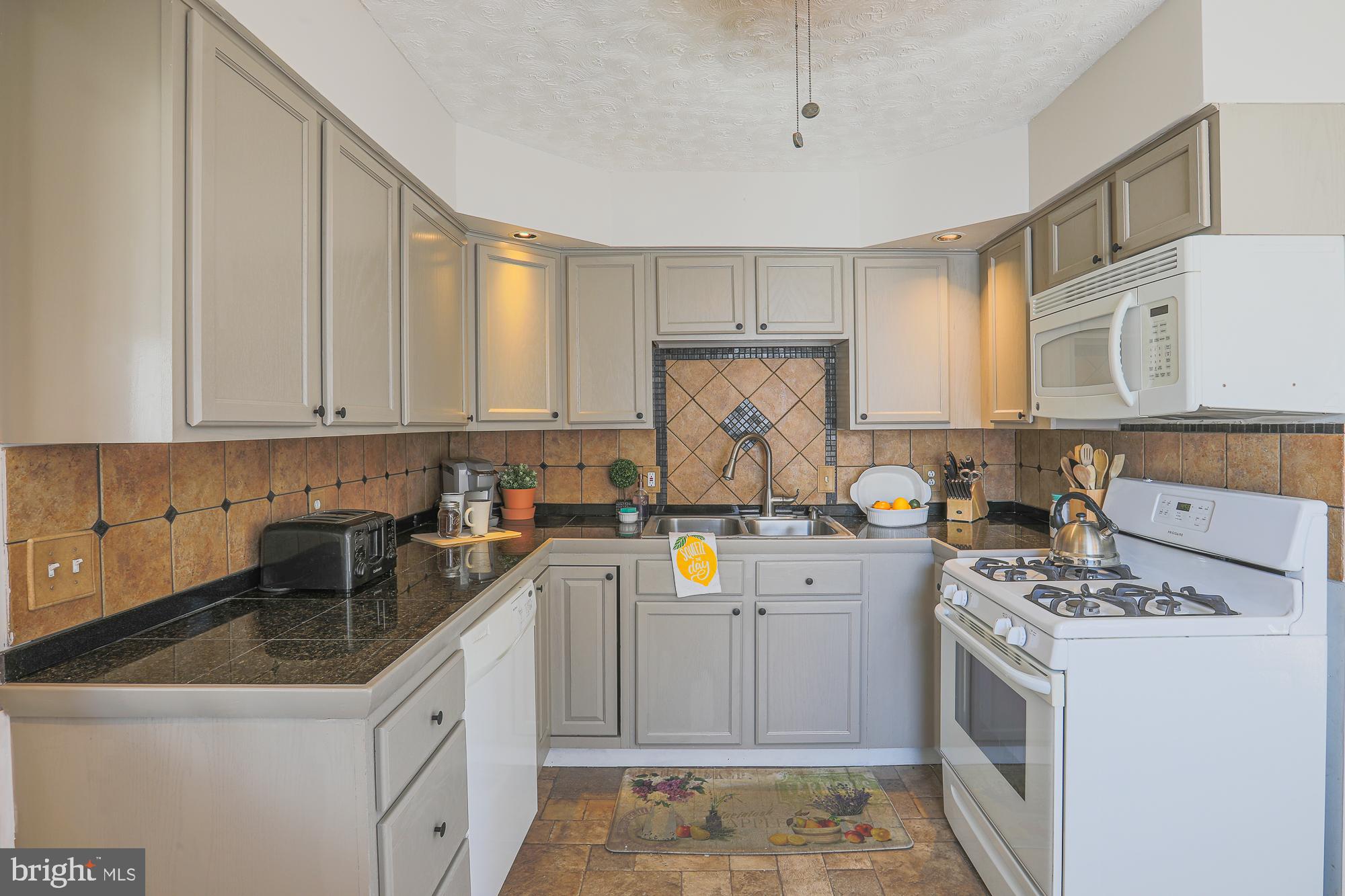 1904 Madison Road Baltimore, MD 21222 - Photo 8 of 22