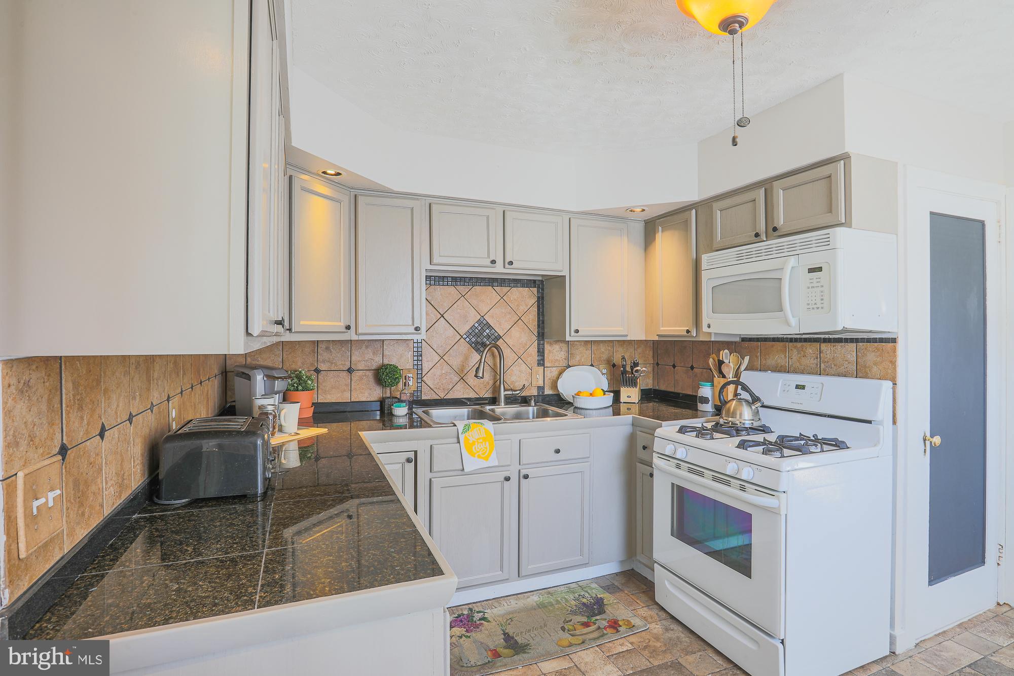 1904 Madison Road Baltimore, MD 21222 - Photo 9 of 22