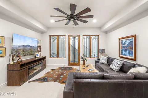 $5,900,000 | 7 East Oakwood Hills Drive, Chandler, AZ 85248