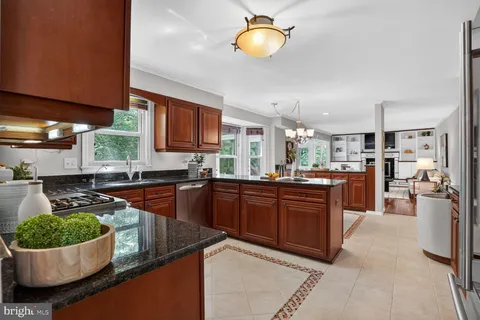 $925,000 | 7801 Huntsman Boulevard, Springfield, VA 22153