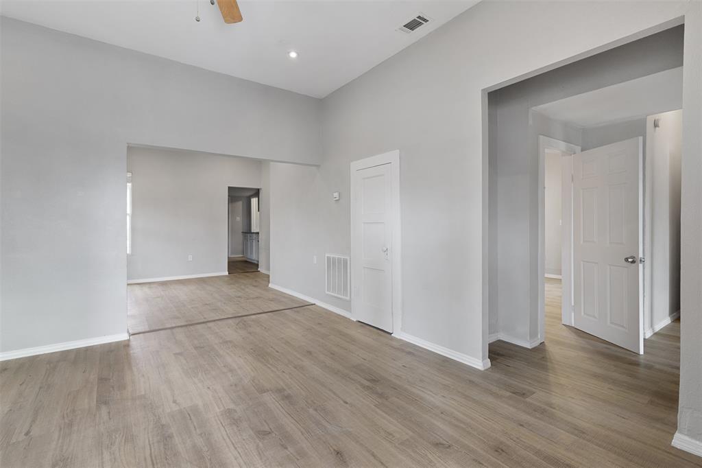 601 East Sears Street Denison, TX 75021 - Photo 13 of 20