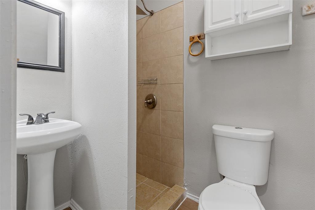 601 East Sears Street Denison, TX 75021 - Photo 14 of 20