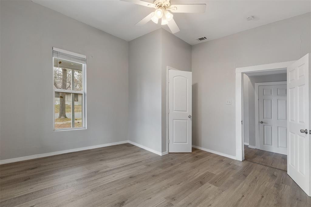 601 East Sears Street Denison, TX 75021 - Photo 5 of 20