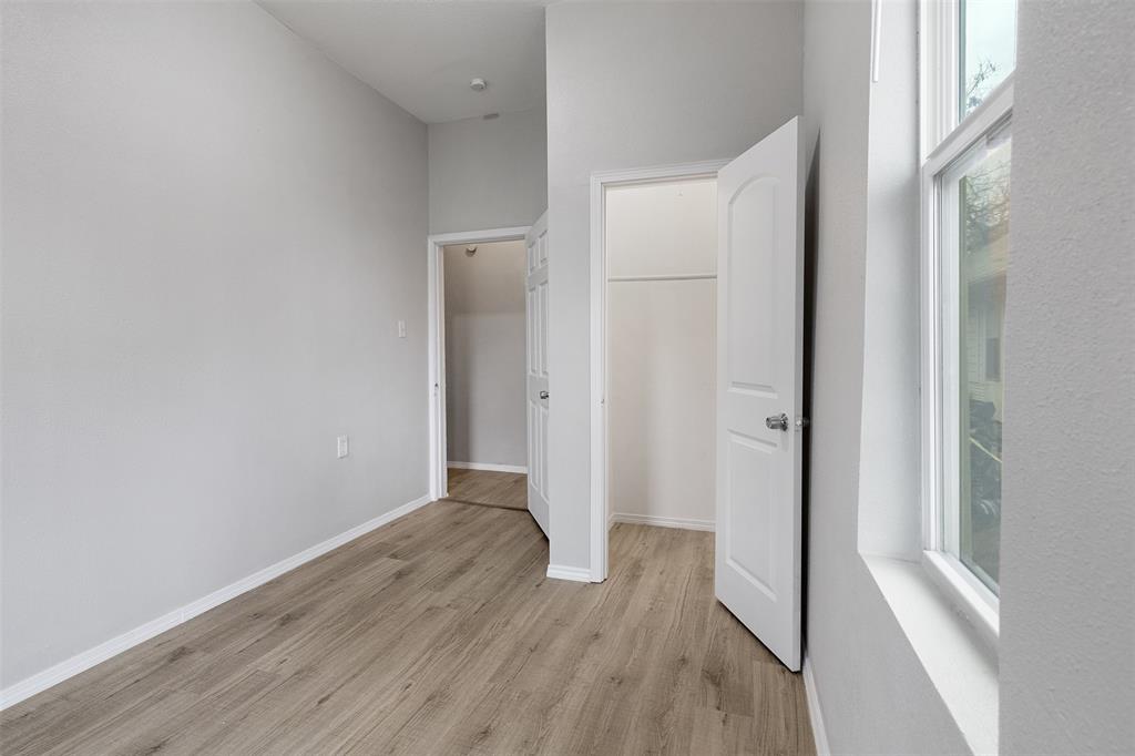 601 East Sears Street Denison, TX 75021 - Photo 7 of 20