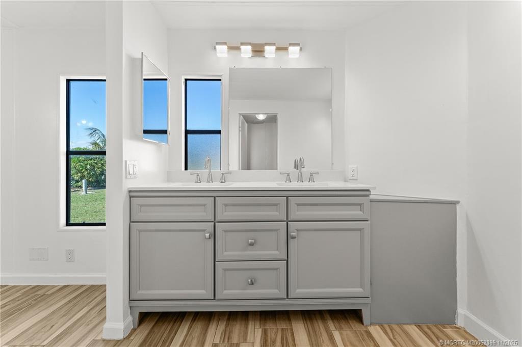 2733 Southwest Thunderbird Trail Stuart, FL 34997 - Photo 21 of 36