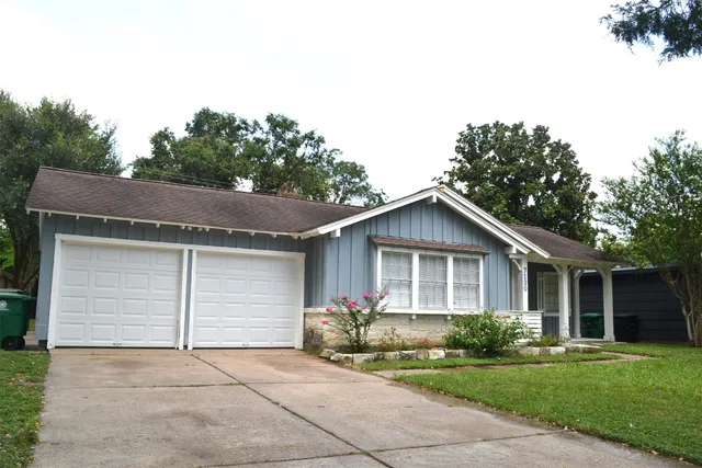 $1,900 | 7130 Leader Street, Houston, TX 77074