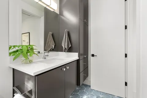 $520,000 | 1183 Oak Grove Avenue, Unit 2, Austin, TX 78702