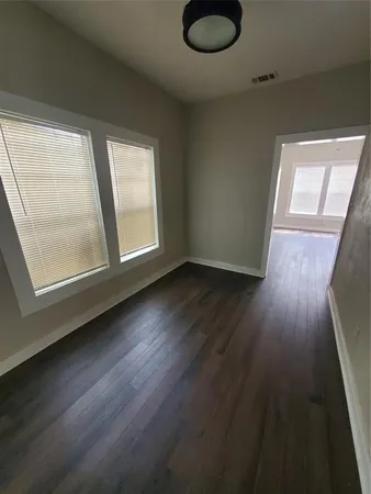 $1,700 | 401 North Moore Street, Dallas, TX 75203