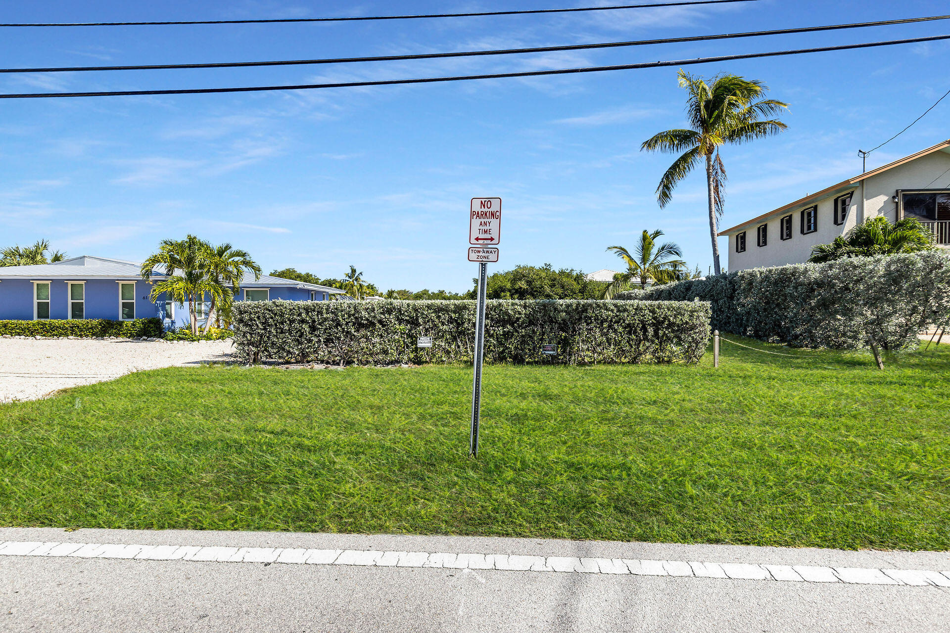 64 Sombrero Beach Road Marathon, FL 33050 - Photo 16 of 33 Close to the Beach!