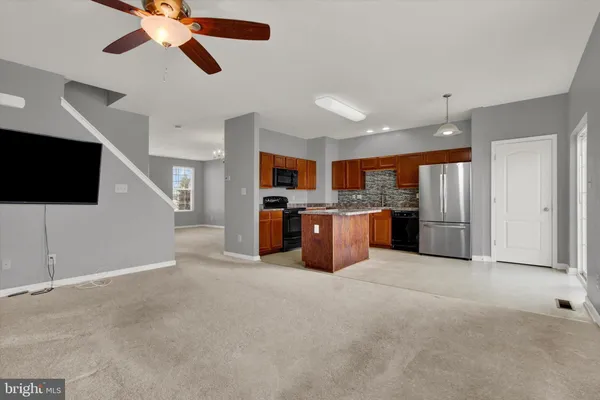 $229,900 | 2224 Golden Eagle Drive, Unit 104, York, PA 17408