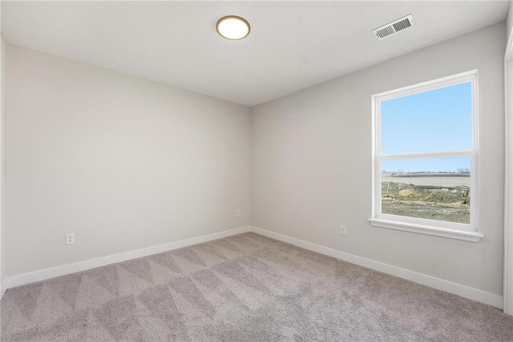 18257 West 166th Street Olathe, KS 66062 - Photo 17 of 26