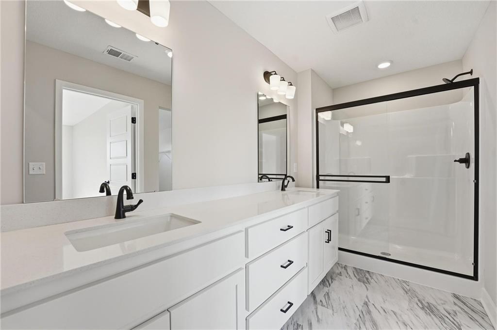 18257 West 166th Street Olathe, KS 66062 - Photo 9 of 26