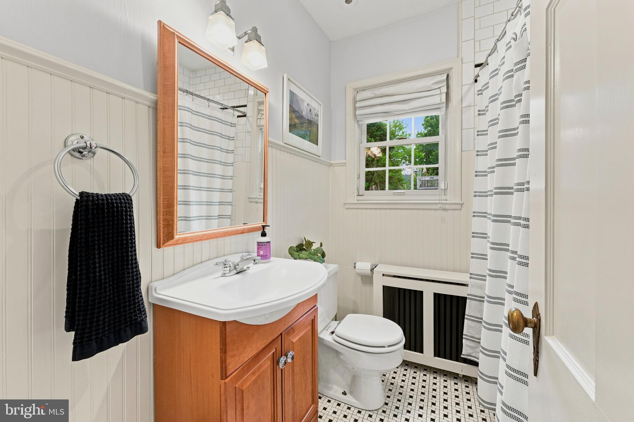 9404 Worth Avenue Silver Spring, MD 20901 - Photo 32 of 70