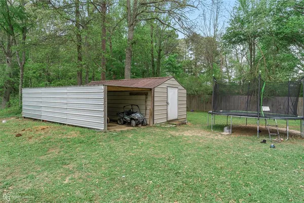 $195,000 | 12236 Greenwood Springridge Road, Keithville, LA 71047