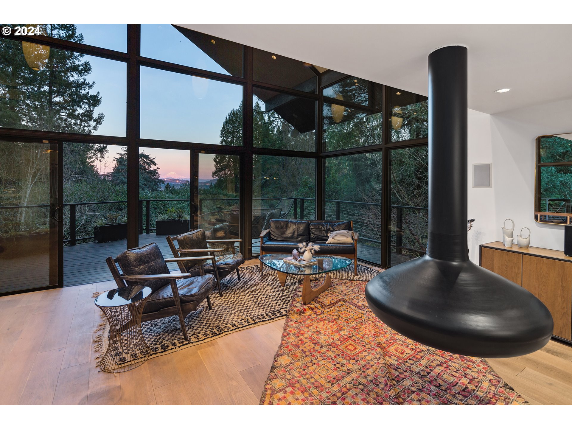 1870 South Palatine Hill Road Portland, OR 97219 - Photo 11 of 40 Fireplace