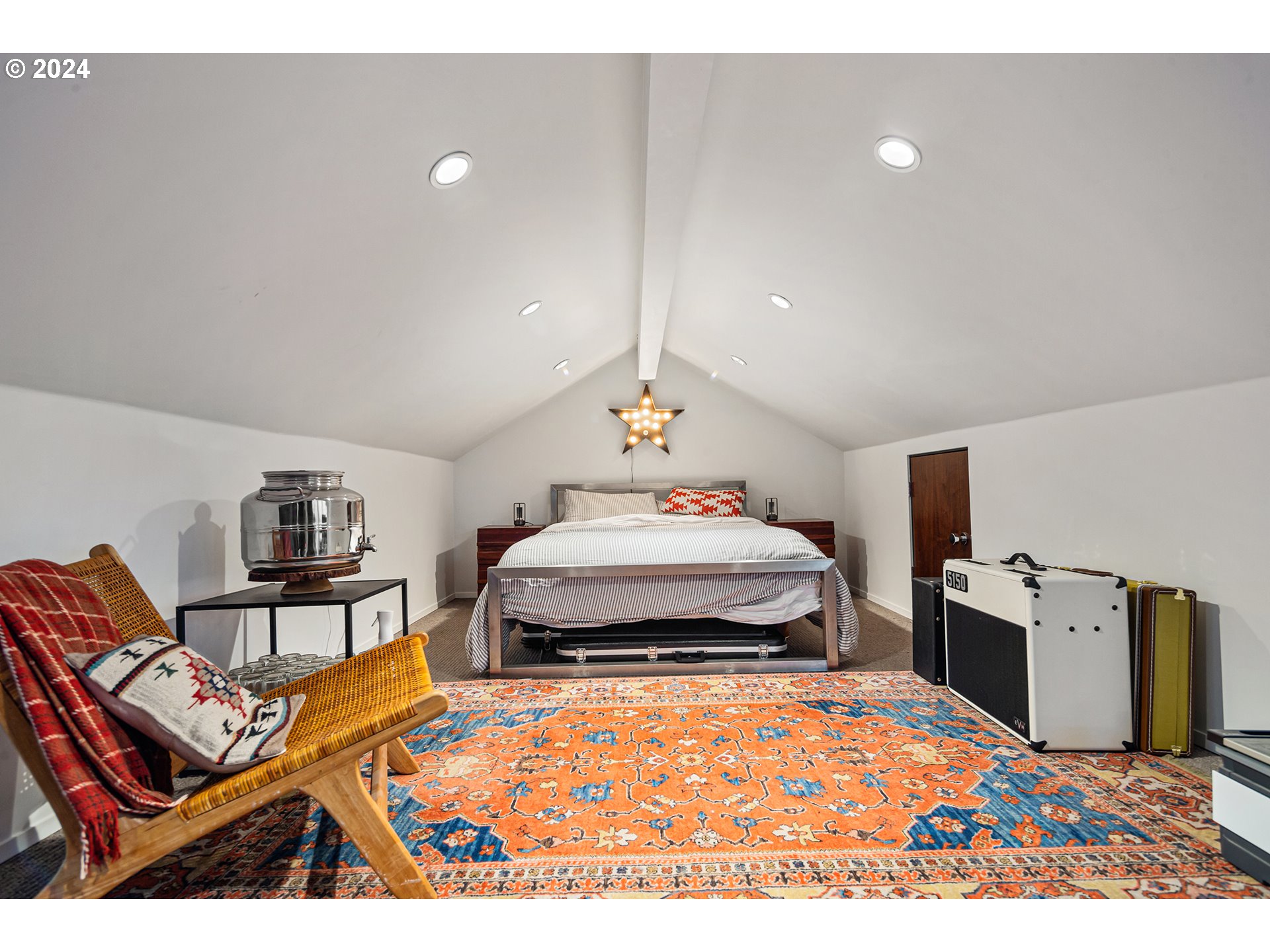 1870 South Palatine Hill Road Portland, OR 97219 - Photo 28 of 40 Bedroom