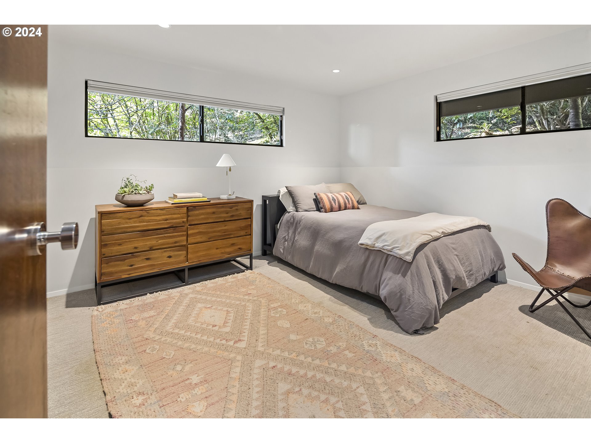 1870 South Palatine Hill Road Portland, OR 97219 - Photo 31 of 40 Bedroom