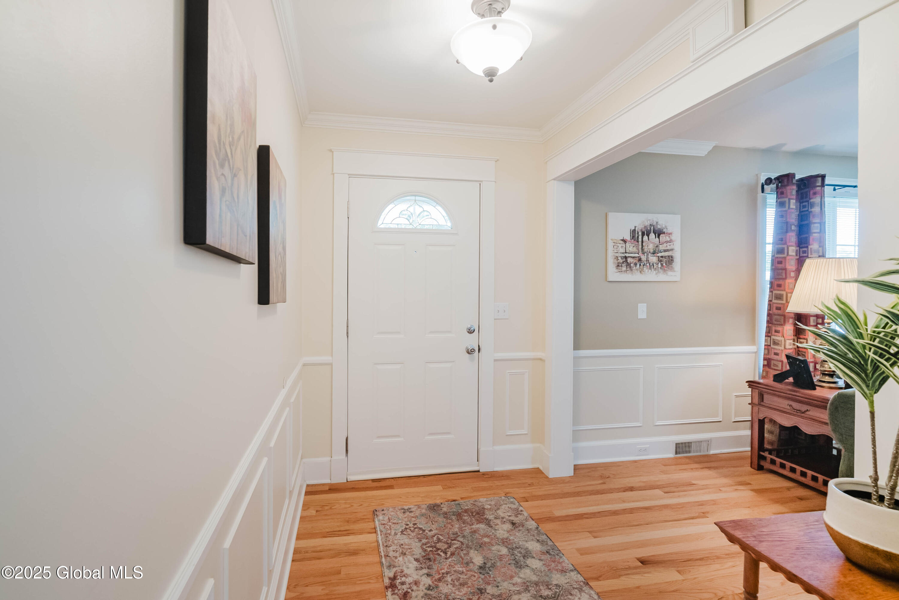 34 Aspen Road Colonie, NY 12110 - Photo 5 of 47 5
