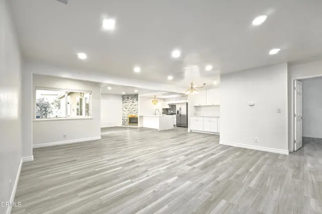 $4,250 | 3330 Ketch Avenue, Oxnard, CA 93035