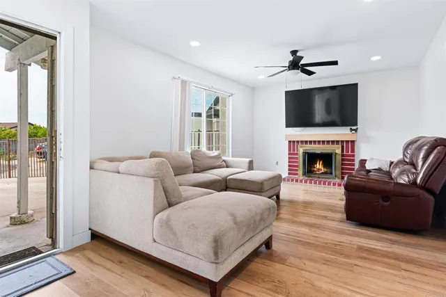 $799,000 | 1607 Ginsberg Court, San Diego, CA 92114