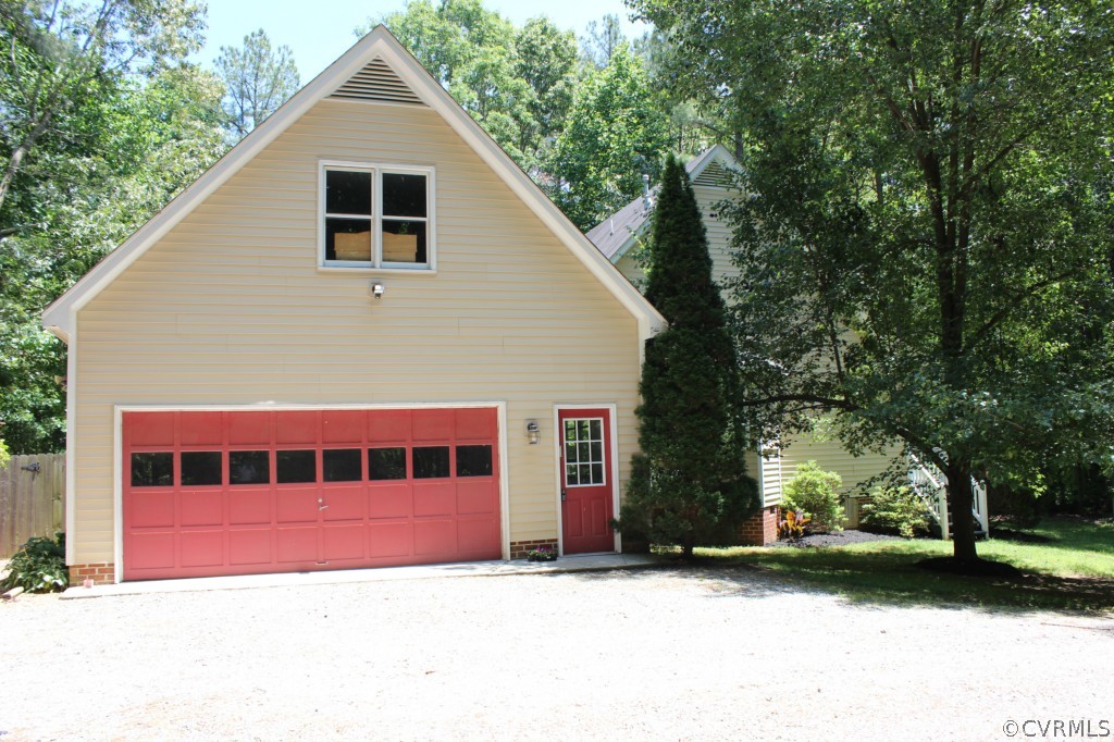 4130 Three Bridge Road Powhatan, VA 23139 - Photo 6 of 23 Gallery Image 6