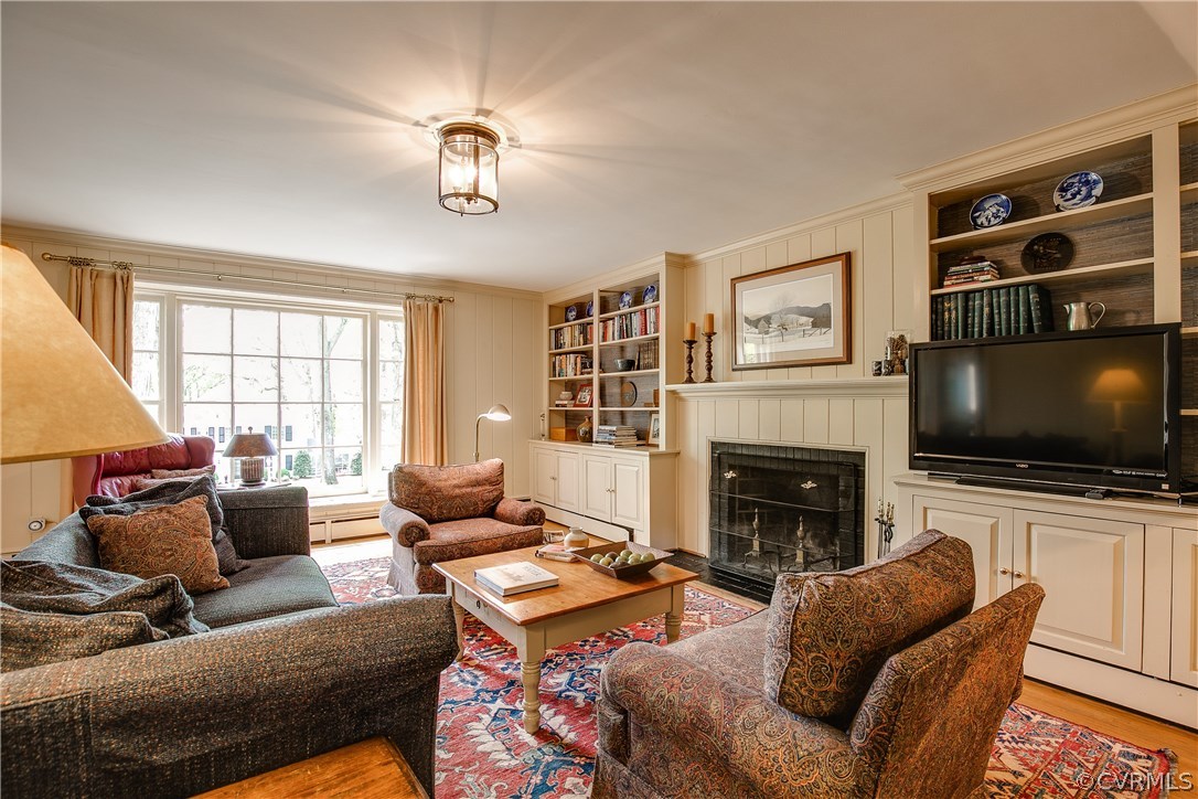 8902 Tolman Road Henrico, VA 23229 - Photo 23 of 50 Cozy and inviting family room