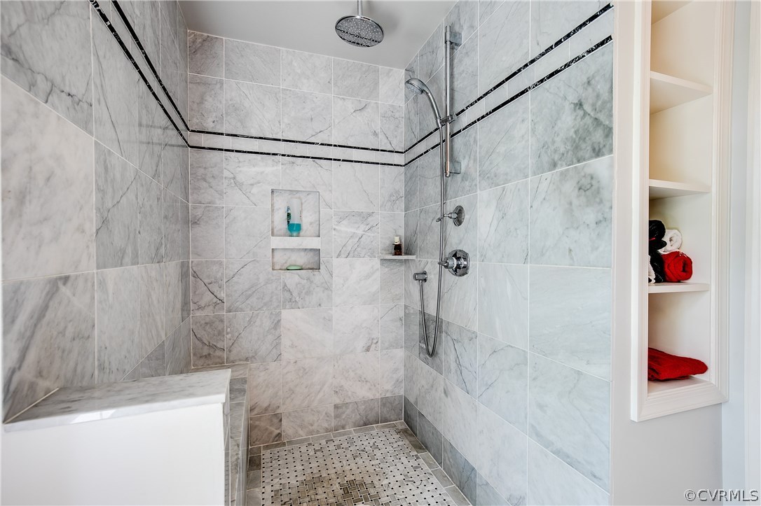 8902 Tolman Road Henrico, VA 23229 - Photo 32 of 50 Spa shower
