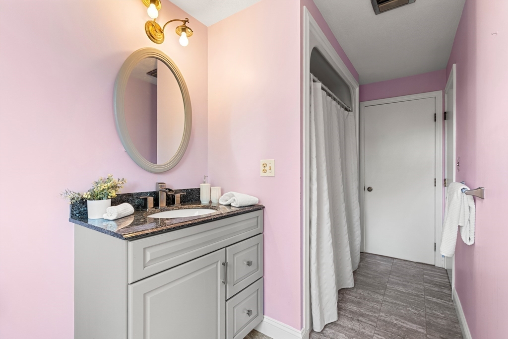 14 Eugene Road Burlington, MA 01803 - Photo 19 of 33 Gallery Image 19