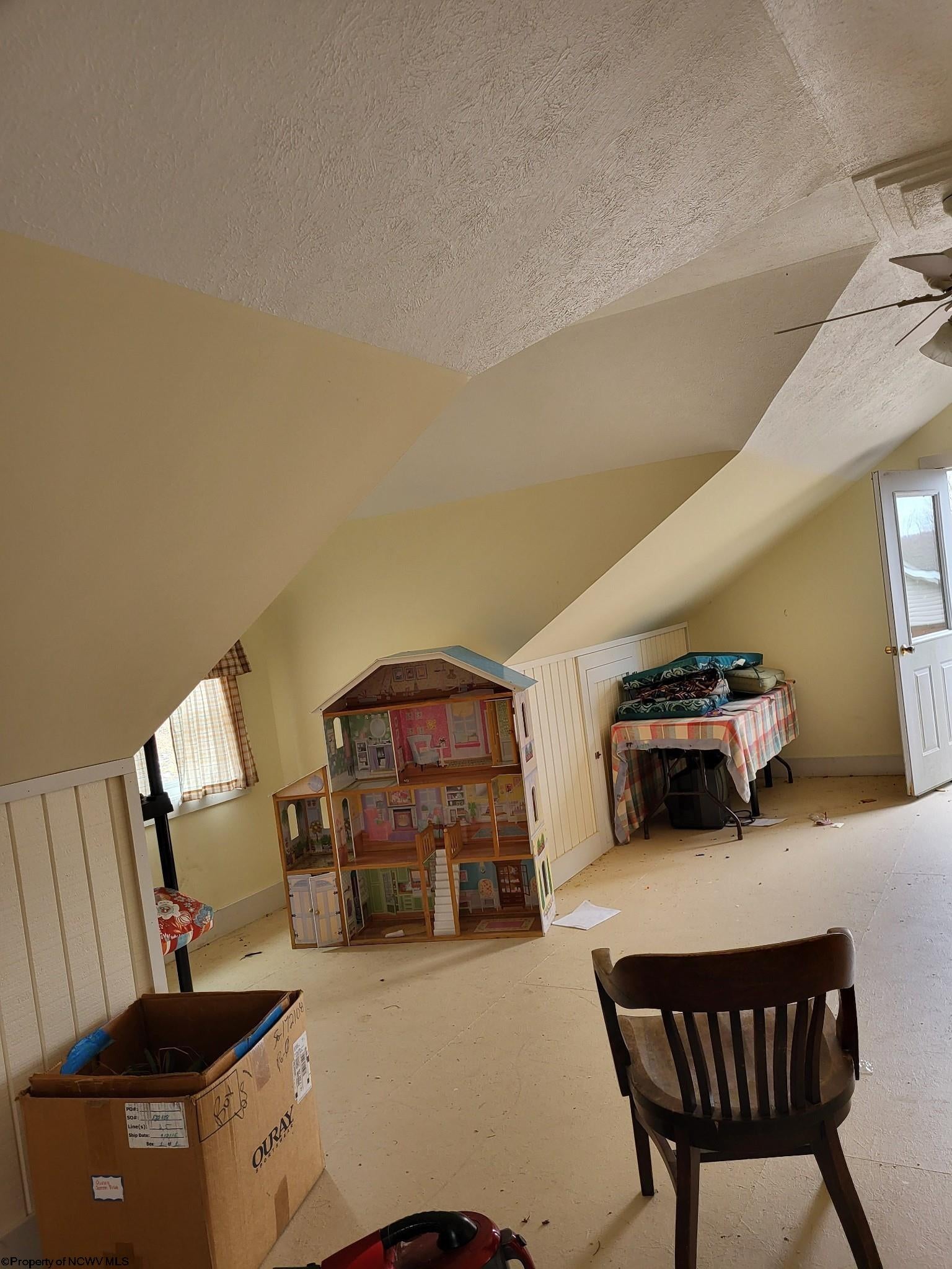 2815 Stalnaker Road Belington, WV 26250 - Photo 17 of 41 Gallery Image 17