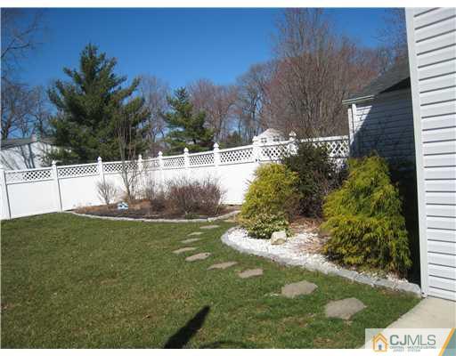 7 Butler Road Edison, NJ 08820 - Photo 14 of 18 a view of a backyard