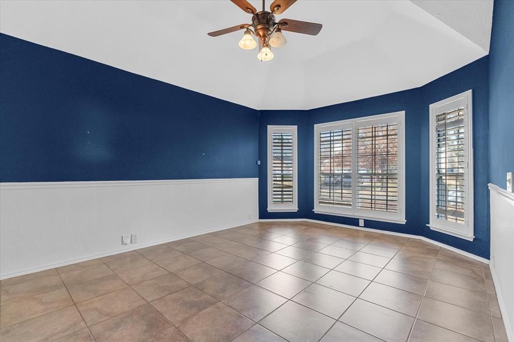 4425 Forsyth Lane Grand Prairie, TX 75052 - Photo 14 of 20