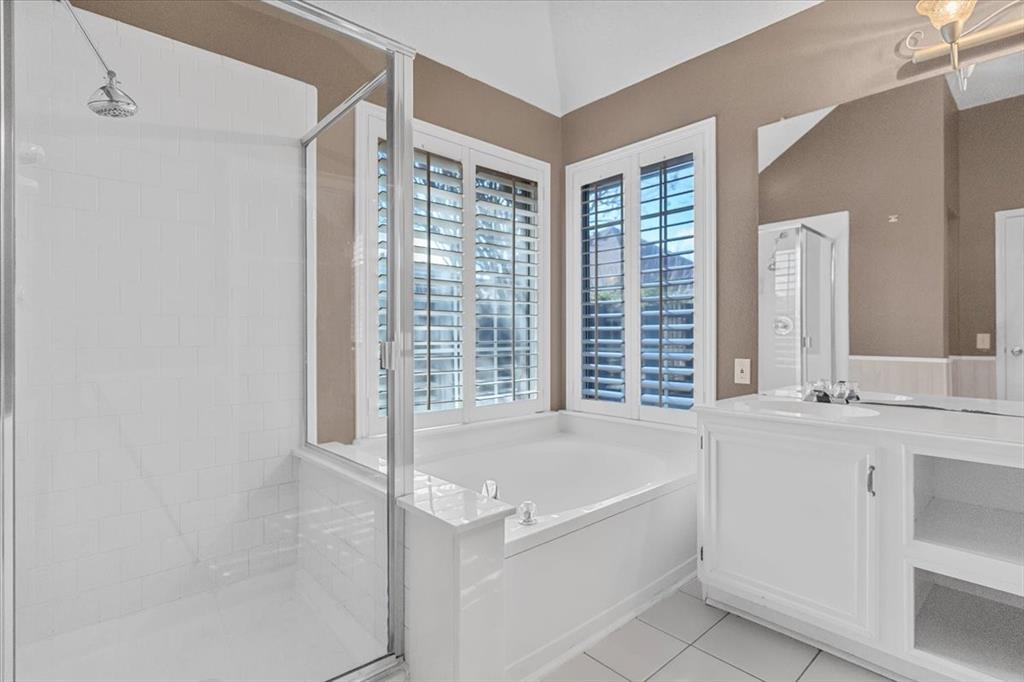 4425 Forsyth Lane Grand Prairie, TX 75052 - Photo 18 of 20