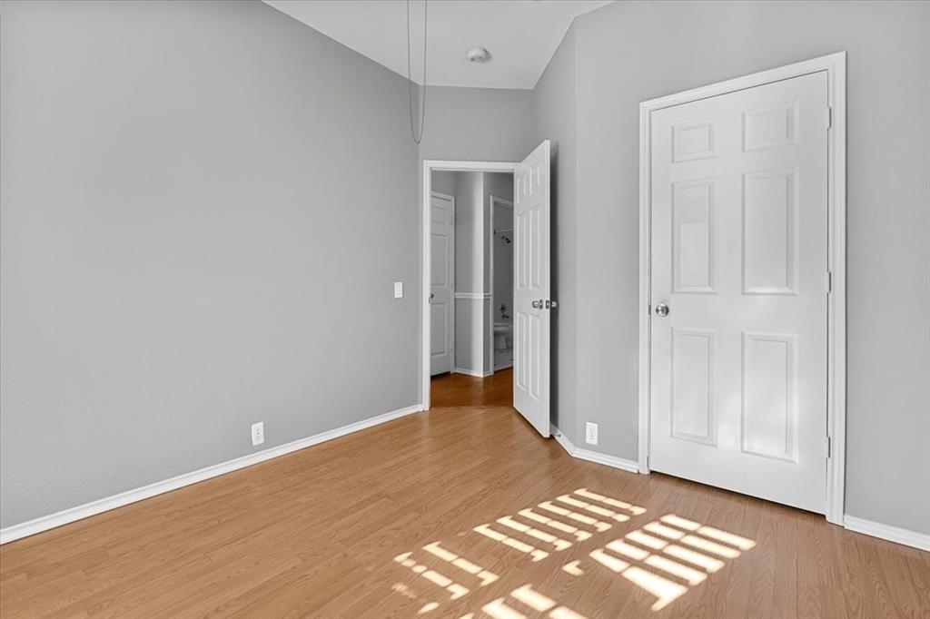 4425 Forsyth Lane Grand Prairie, TX 75052 - Photo 10 of 20