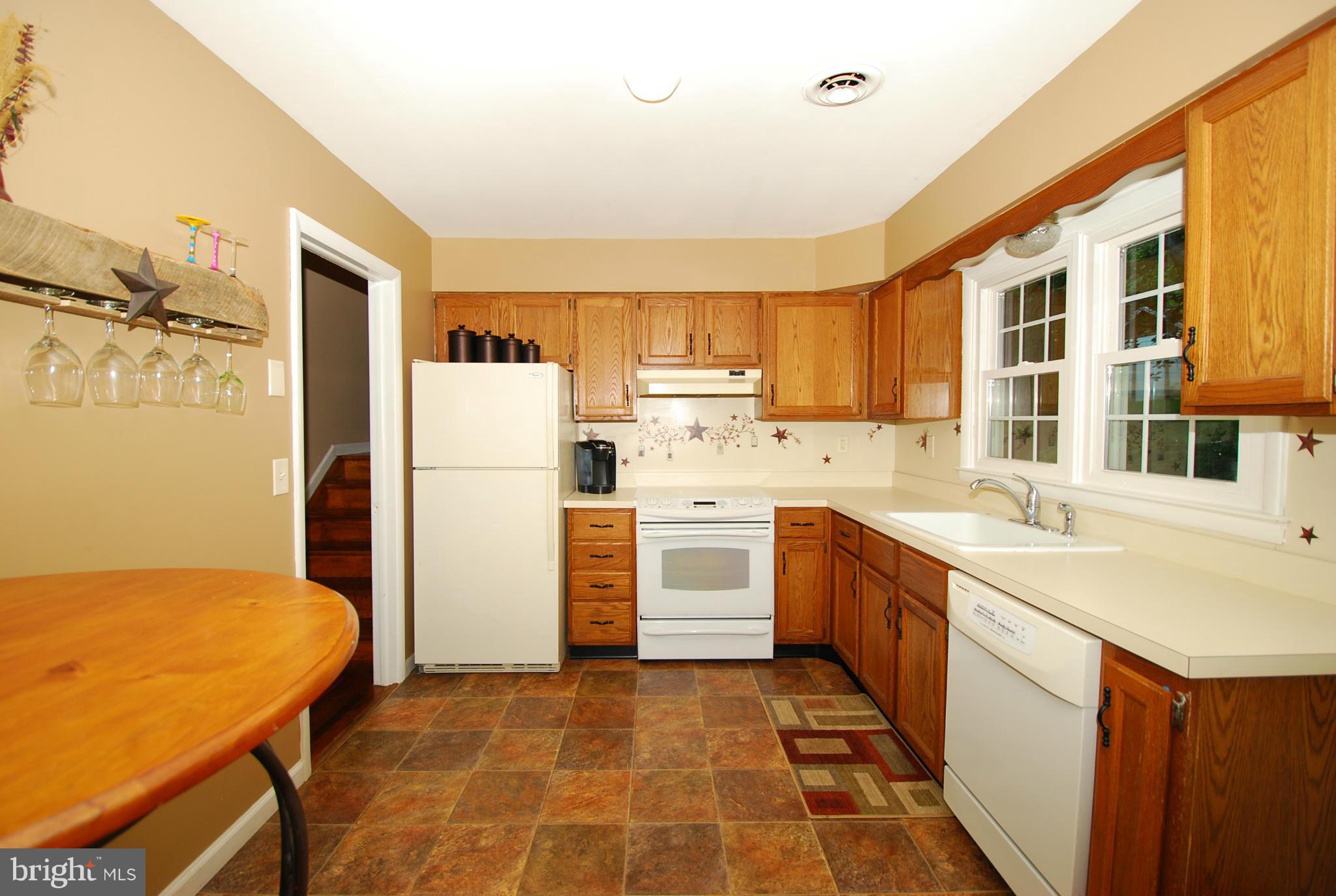 7601 Newport Road Woodbine, MD 21797 - Photo 3 of 30 Kitchen