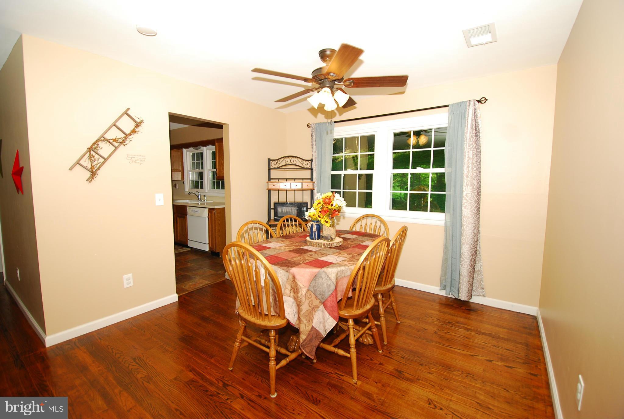 7601 Newport Road Woodbine, MD 21797 - Photo 10 of 30 Dining Room