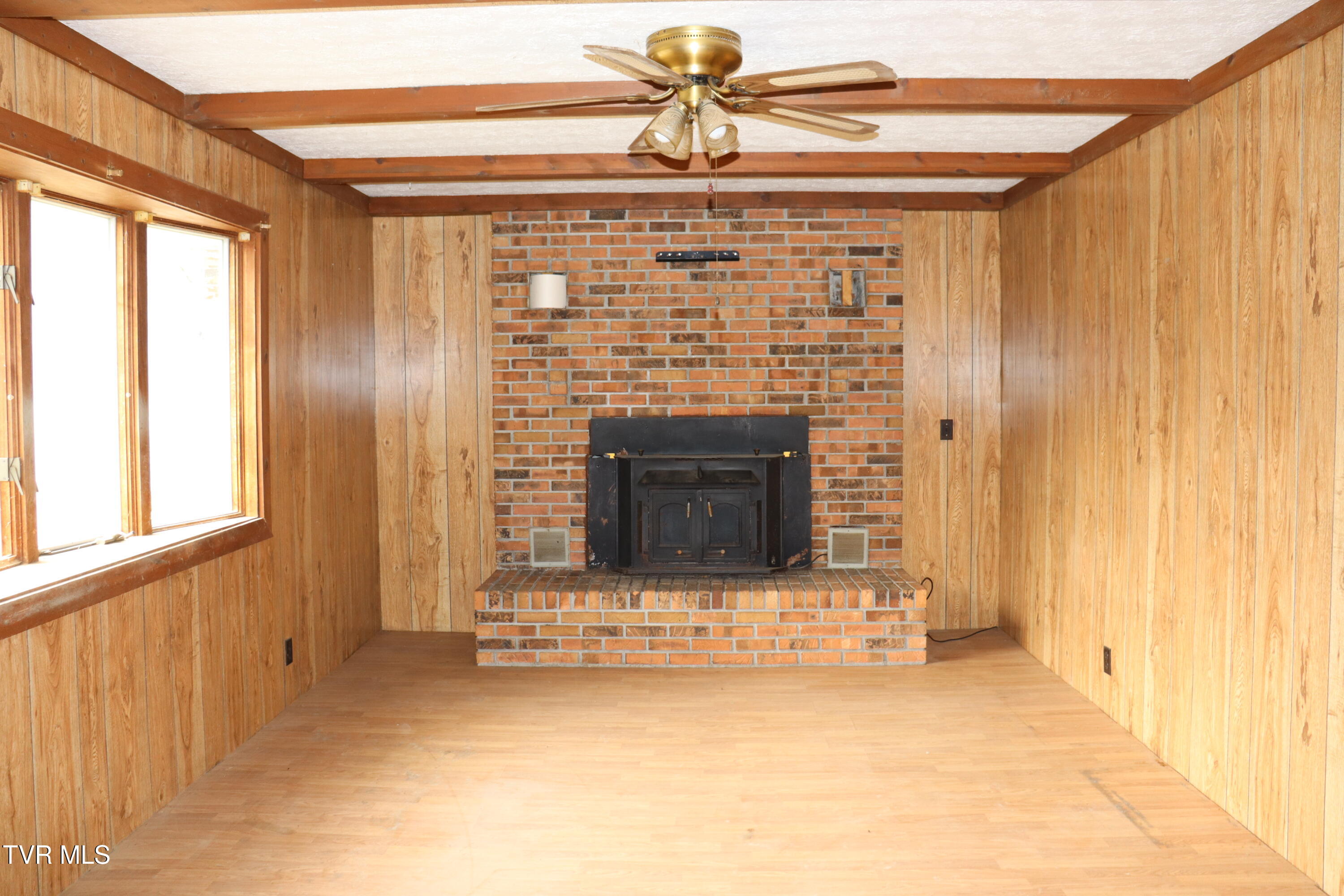 324 Ocoonita Road Jonesville, VA 24263 - Photo 13 of 41 IMG_0697