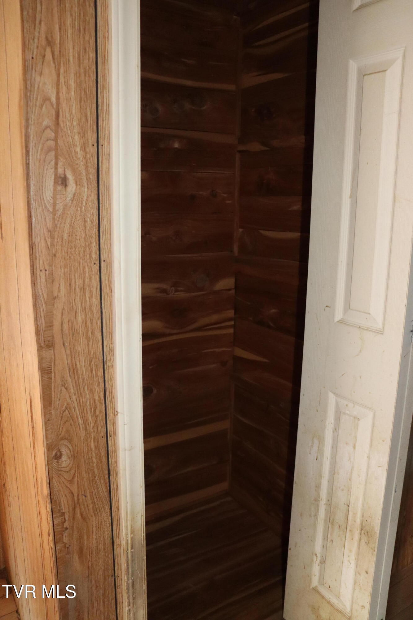 324 Ocoonita Road Jonesville, VA 24263 - Photo 25 of 41 IMG_0708