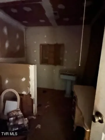 $105,000 | 324 Ocoonita Road, Jonesville, VA 24263