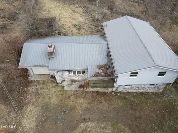 $89,000 | 324 Ocoonita Road, Jonesville, VA 24263