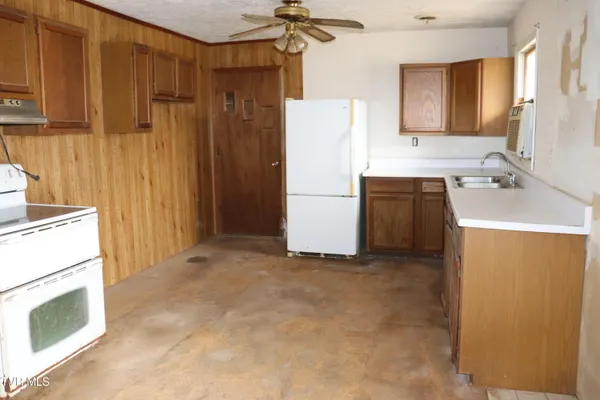 $89,000 | 324 Ocoonita Road, Jonesville, VA 24263