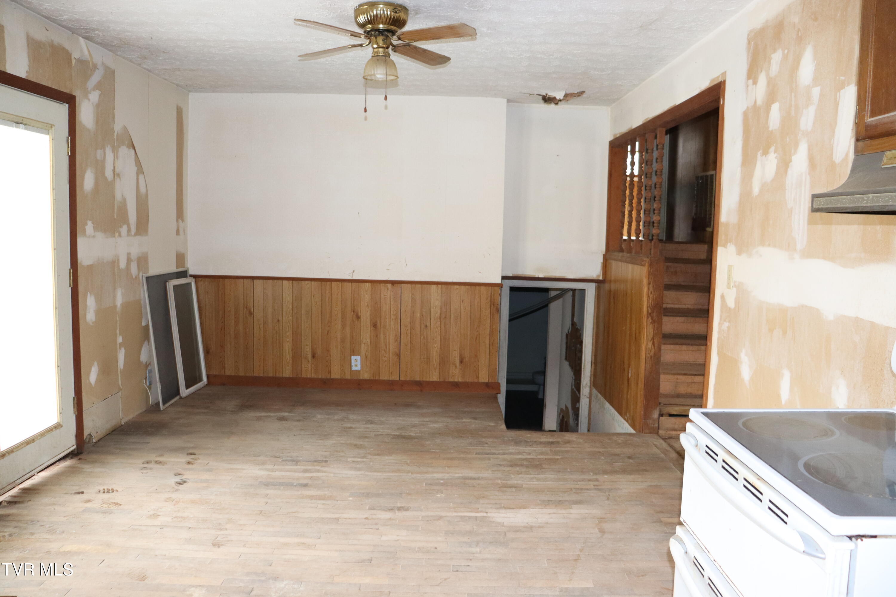 324 Ocoonita Road Jonesville, VA 24263 - Photo 10 of 41 IMG_0695