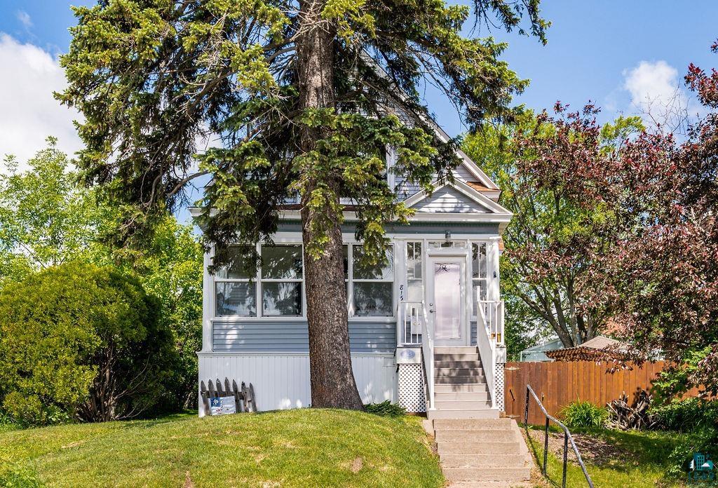 815 East 7th Street Duluth, MN 55805 - Photo 2 of 39