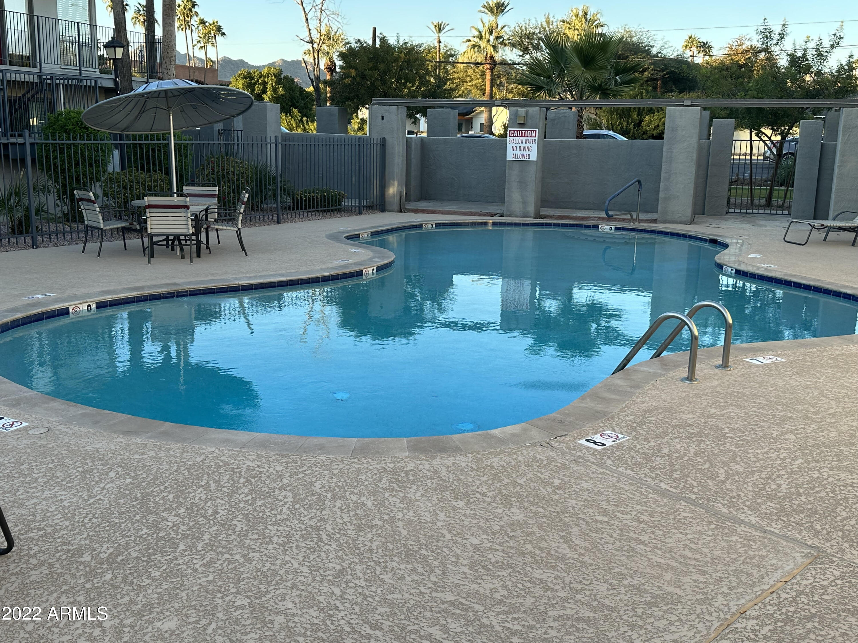 4111 East Camelback Road, Unit 25 Phoenix, AZ 85018 - Photo 8 of 16 c6