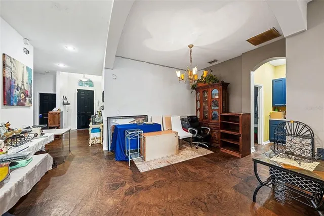 $300,000 | 37110 Highland Bluff Circle, Dade City, FL 33523