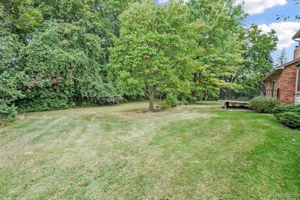 391 Silvervale Drive Rochester Hills, MI 48309 - Photo 27 of 27