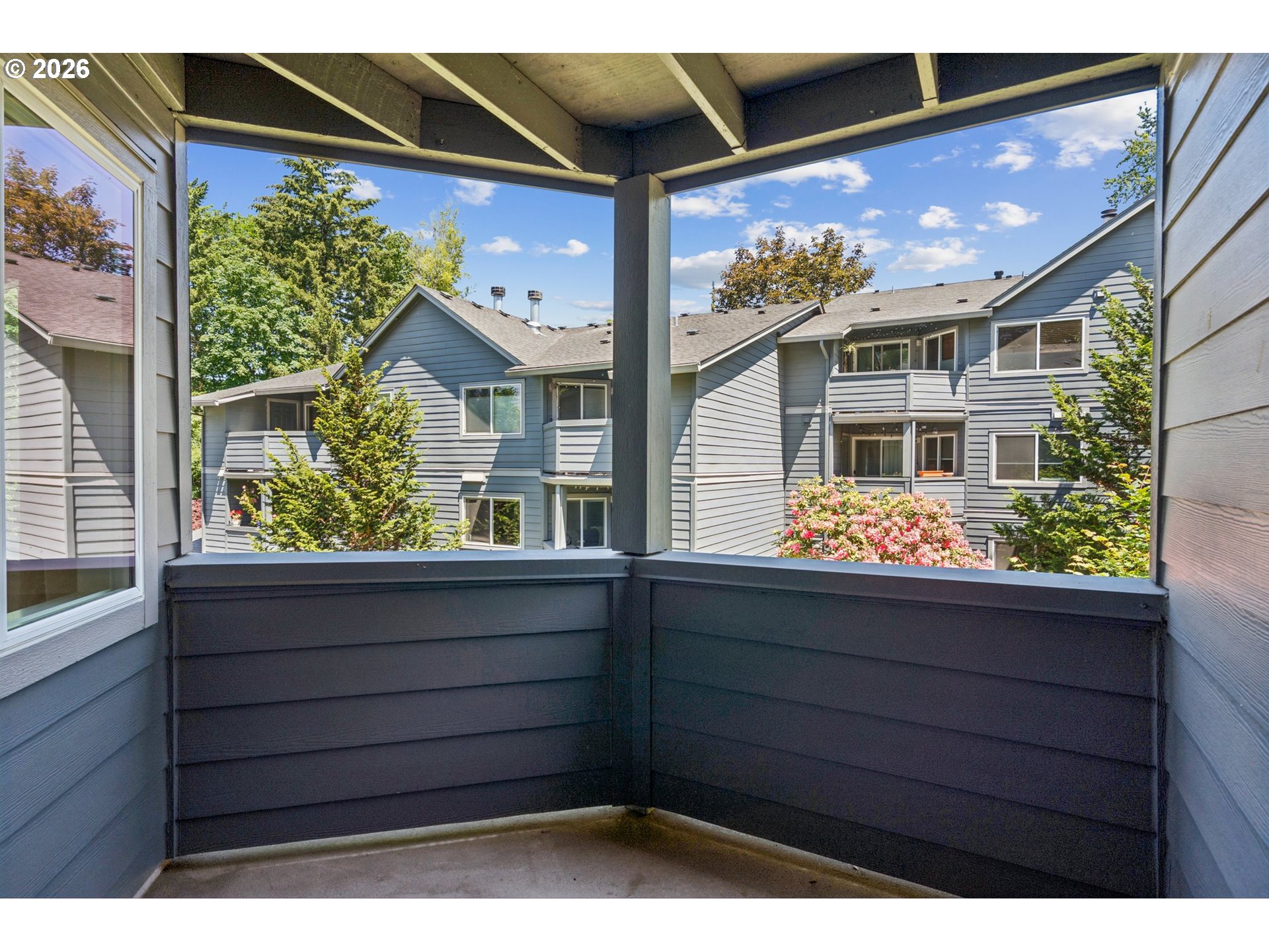 7937 Southwest 40th Avenue, Unit I Portland, OR 97219 - Photo 32 of 48 Porch