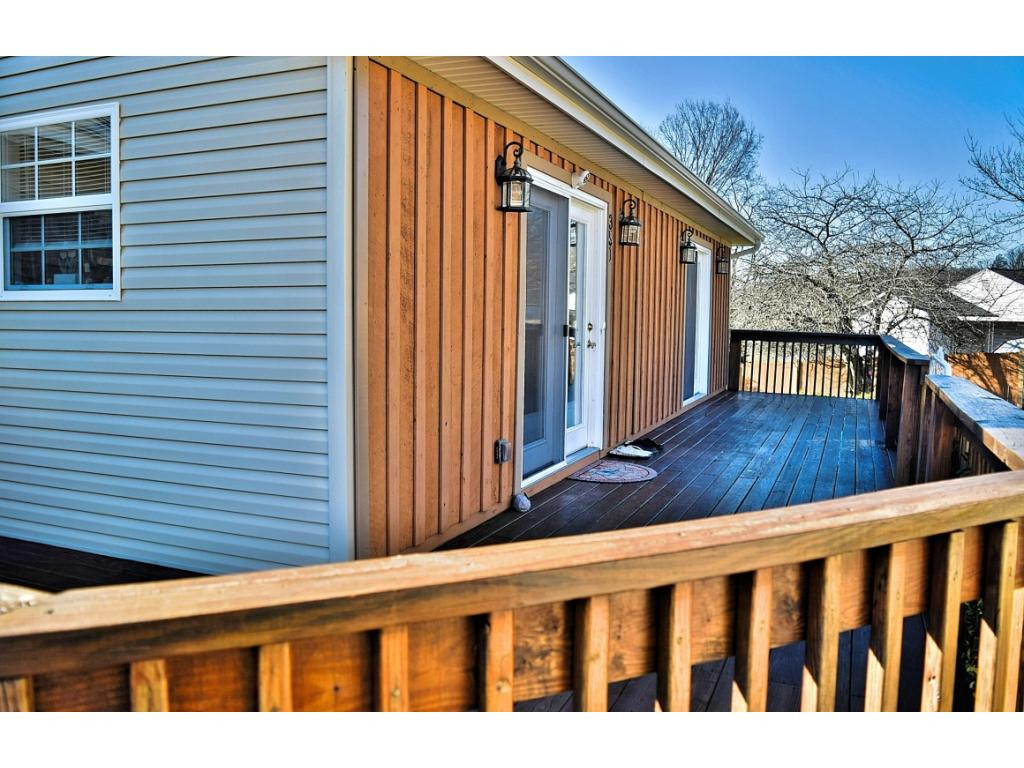 351 West Side Road Jonesborough, TN 37659 - Photo 27 of 31 Decking off the back